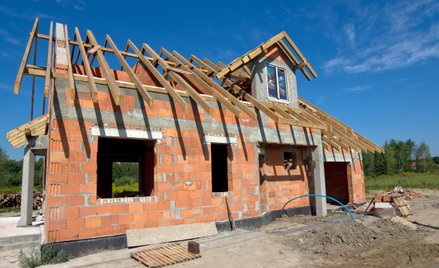 Inwestor będzie miał możliwość zmniejszenia minimalnej odległości 4 m (do nie mniej niż 3 m)