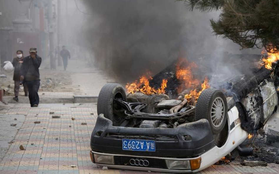 Chiny brutalnie tłumią protest