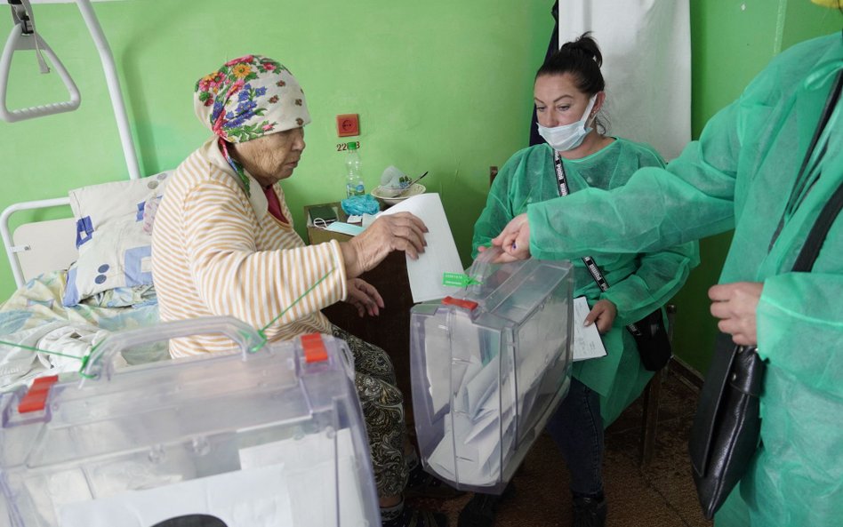 Nielegalne referendum w Mariupolu