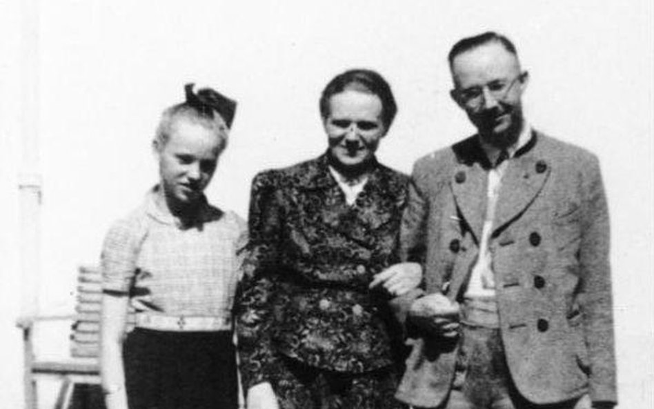 Heinrich Himmler z żoną Margateth i ich córką Gudrun