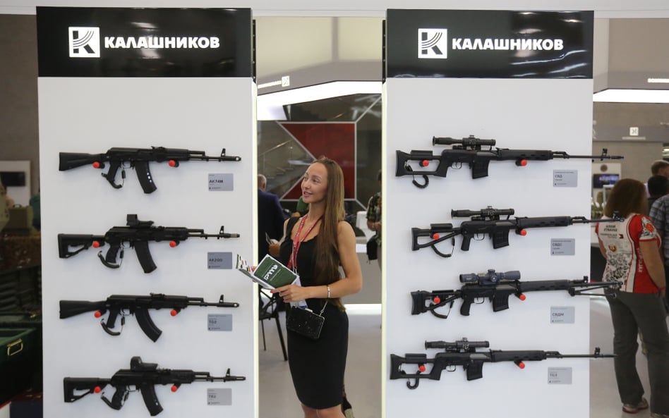 Koncern Kałasznikowa rusza w świat. W połowie roku pracę rozpocznie fabryka automatów w Indiach. Do 