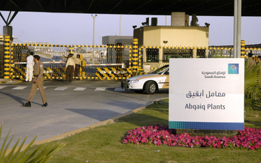 Rafineria w Abqaiq w 2006 roku była celem ataku samobójczego terrorystów z Al Kaidy