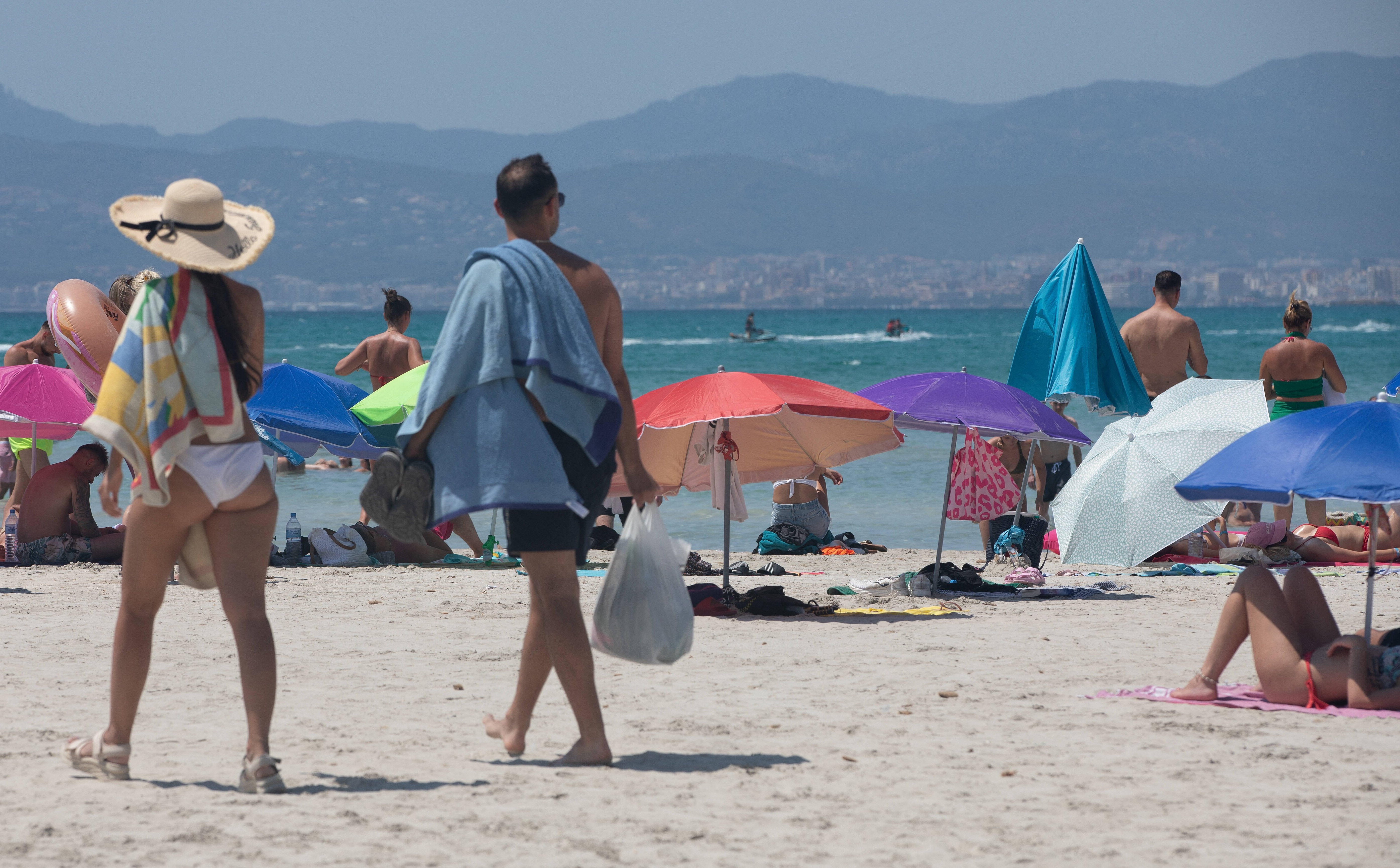 Majorka prosi turystów, żeby wracali. Już nie chce, żeby się wynosili