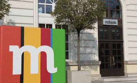 O jeden bank za daleko