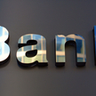 Firmy chętniej pożyczają w bankach