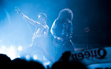 Rami Malek jako Freddie Mercury i Gwilym Lee (Brian May) w „Bohemian Rhapsody”