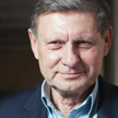 Leszek Balcerowicz jest profesorem SGH w Warszawie, prezesem fundacji Forum Obywatelskiego Rozwoju. 