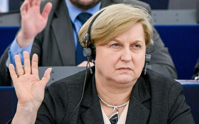Anna Fotyga: Pora, by polityka węgierska w sprawie rosyjskiej agresji stała się bardziej zdecydowana