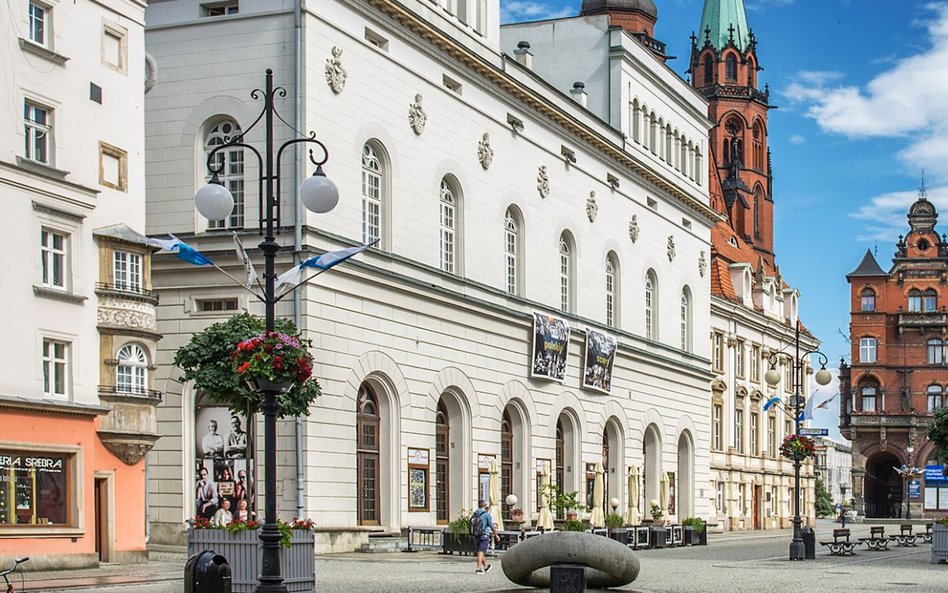 Teatr im. Modrzejewskiej w Legnicy