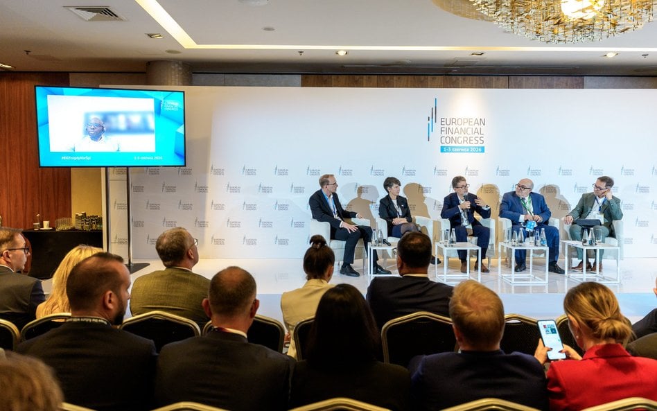 Paneliści przedstawiali modele informacji kredytowej funkcjonujące w różnych krajach