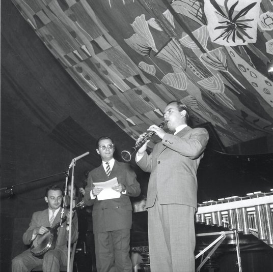 Pierwszy festiwal jazzowy w Polsce odbywał się od 18 września do 21 września 1958 r. jako „Jazz 58”.