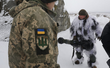Pentagon: Putin stale zwiększa liczebność armii wokół Ukrainy