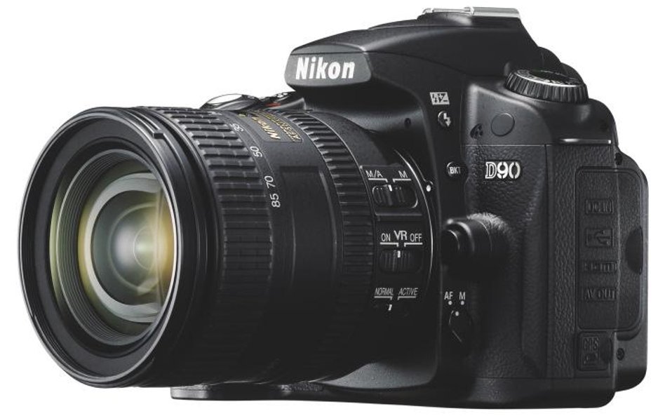 Nikon D90 – amatorska lustrzanka o bardzo dużych możliwościach, dla pasjonatów.