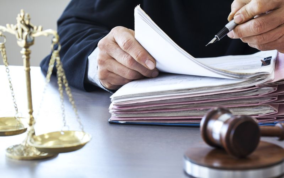 Sąd Najwyższy orzeknie ws. rozbieżności w zapisie cyfrowym i papierowym wyroku
