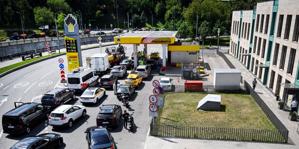 Russia May Allow Euro-2 Fuel, Cutting Standards Back 13 Years and Damaging Engines