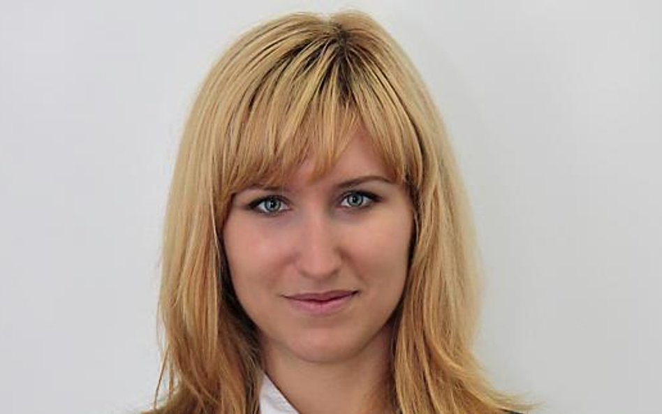 Dorota Sierakowska, Wydział Doradztwa i Analiz Rynkowych DM BOŚ