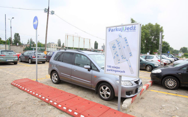 Tego typu parkingów w polskich miastach nadal za mało