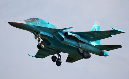 Rosja: Su-34 ćwiczyły bombardowanie stanowisk dowodzenia