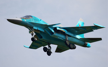 Rosja: Su-34 ćwiczyły bombardowanie stanowisk dowodzenia