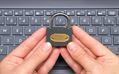 Jak zabezpieczyć laptop przed zagrożeniami z sieci?