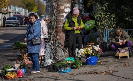 Mieszkańcy Chersonia wychodzą na ulice drugiego dnia rozejmu