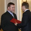 Premier Donald Tusk wręczył powołanie na wojewodę Zygmuntowi Łukaszczykowi 29.11.2007 r.