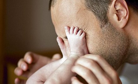Mężczyźni lubiący dzieci, sprzątanie i gotowanie mają – zdaniem ankietowanych – mniejsze szanse na s
