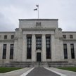 Fed wstrzyma się z podwyżkami stóp