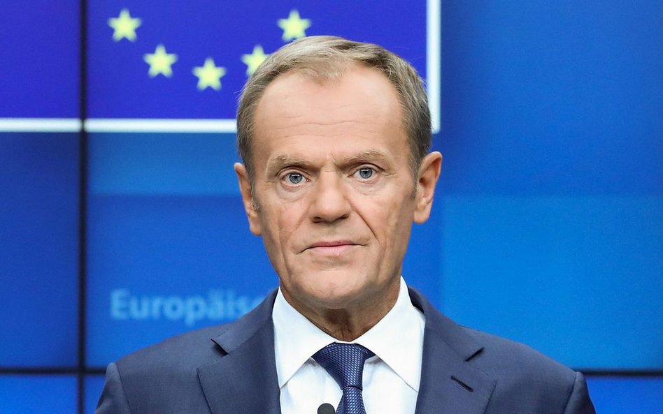 Tusk elektryzuje Platformę