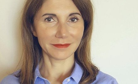 Emilia Bratkowska kieruje działem marketingu i PR w biurze podróży Rainbow