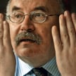 Imię, nazwisko, i nic więcej