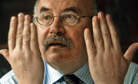 Imię, nazwisko, i nic więcej