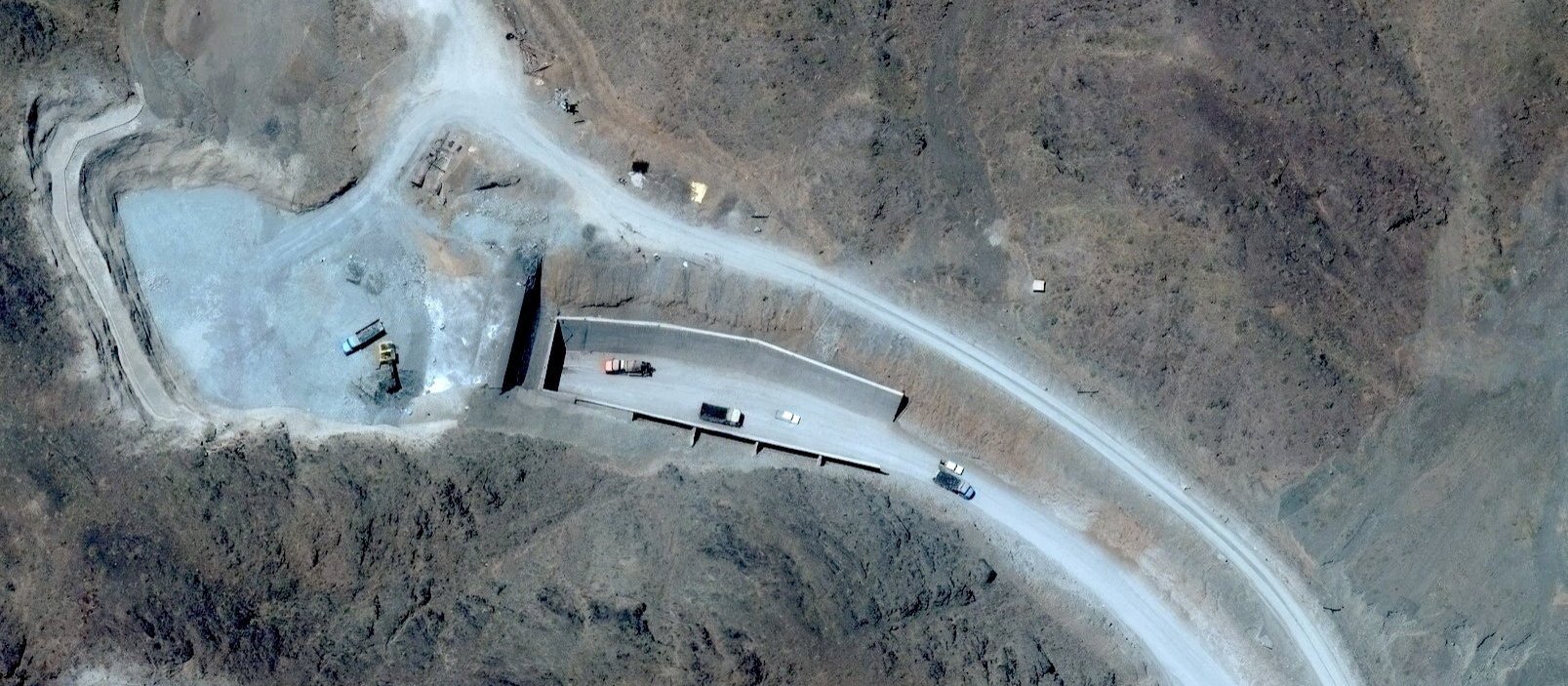 USA stawiają Iranowi ultimatum. Zapowiada zniszczenie obiektu nuklearnego Pickaxe