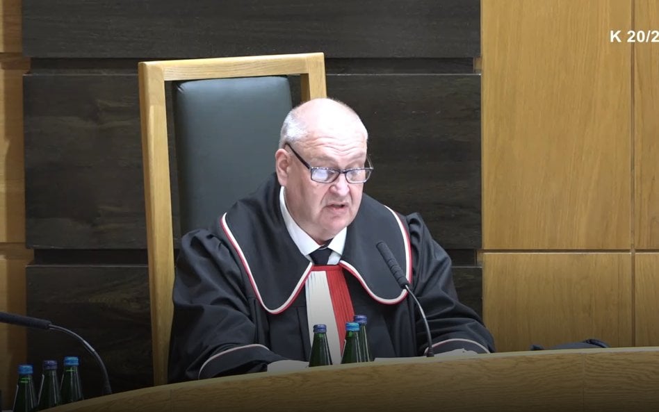 Prezes TK Bogdan Święczkowski był sprawozdawcą w sprawie ustawy tytoniowej