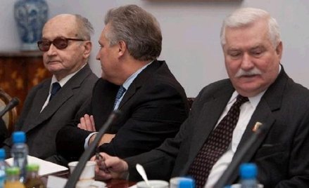 Wojciech Jaruzelski ( pierwszy od lewej) został zaproszony na posiedzenie RBN jako znawca Rosji