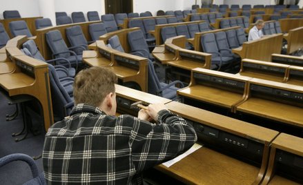 PiS chce przeliczenia głosów w sześciu okręgach