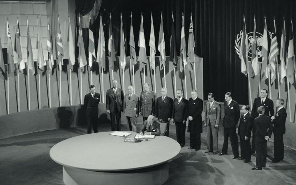 Ceremonia podpisania Karty Narodów Zjednoczonych, San Francisco, 26 czerwca 1945 r.