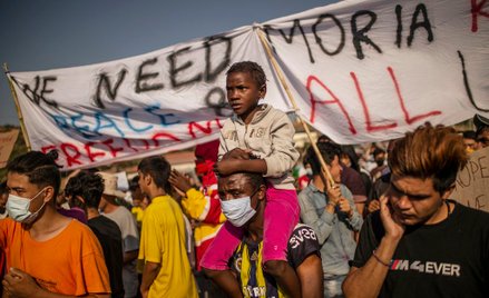 Lesbos: Policja użyła gazu łzawiącego wobec migrantów