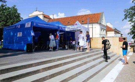 Punkt szczepień na COVID-19 w Warszawie