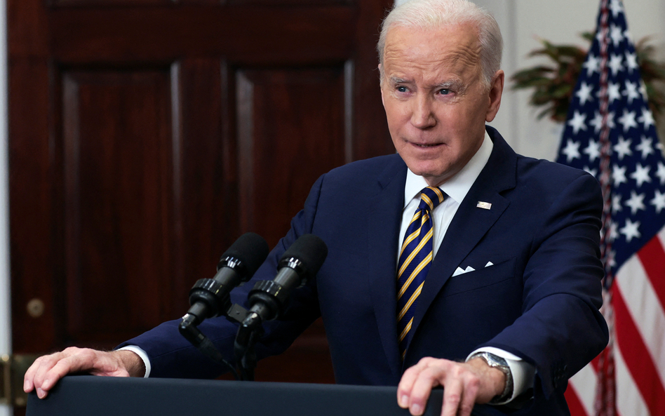 Biden nałożył embargo na rosyjski gaz i ropę