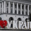 Napis "Kocham Ukrainę" w centrum Kijowa
