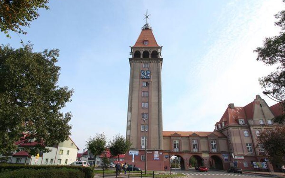 Ze względu na meldunki od 1 stycznia 2015 r. Władysławowo przestanie być miastem. Stanie się gminą m