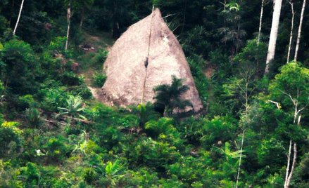 Amazonia. Dron sfilmował nieznane plemię