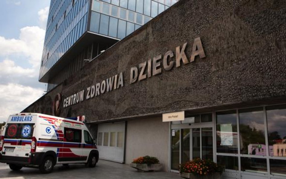 Kłopoty Centrum Zdrowia Dziecka zaczęły się w 2012 r. Okazało się wówczas, że długi placówki sięgają