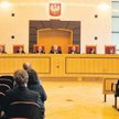 13 sędziów Trybunału Konstytucyjnego jednomyślnie wydało wyrok przekreślający dekrety wydane na żąda