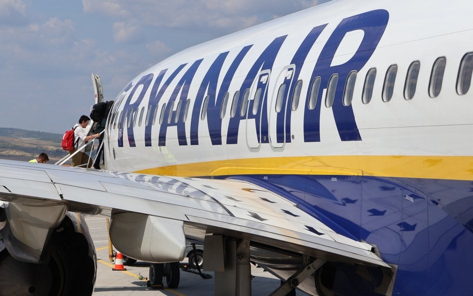 Ryanair planuje nowe trasy z Rzeszowa. Bazy dla samolotu jednak tu nie założy