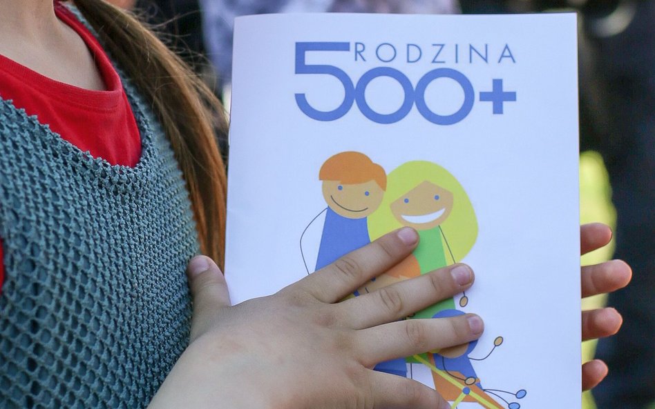 Do końca kwietnia trzeba złożyć nowy wniosek o 500+