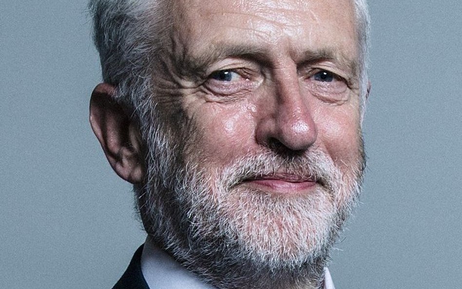 Corbyn zwoła opozycję, by rozmawiać o blokowaniu twardego brexitu