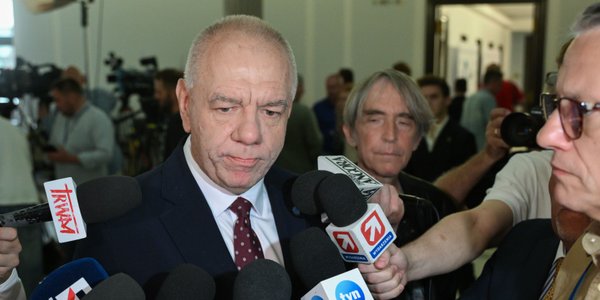 Sasin: Morawiecki de facto zakłada odrębną partię przez stowarzyszenie Rozwój Plus