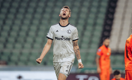 Dzięki dwóm trafieniom Tomáša Pekharta Legia wygrała 2:1 z Zagłębiem Lubin a Czech jest liderem klas